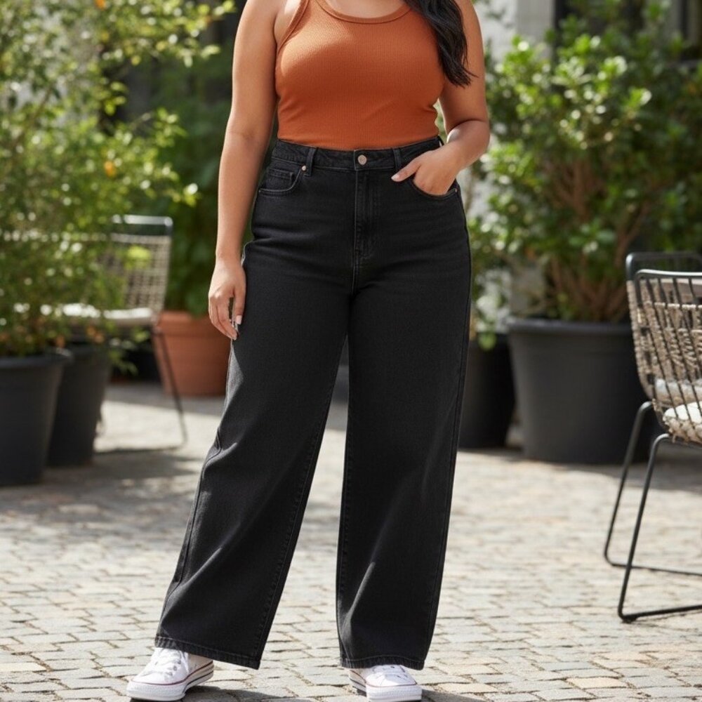 Curve Appeal High-Waist Wide-Leg Jeans - Black